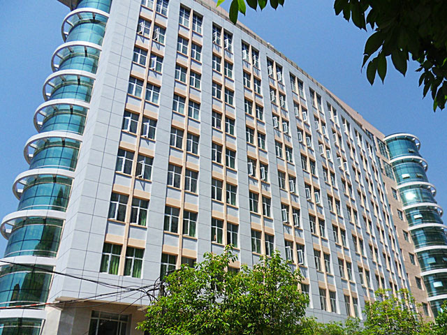 镇巴县人民医院